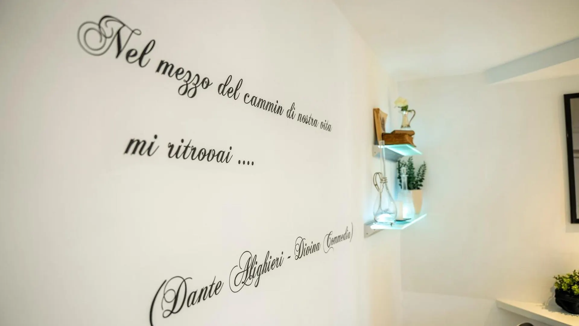 Tintori Art Loft Apartment Florence