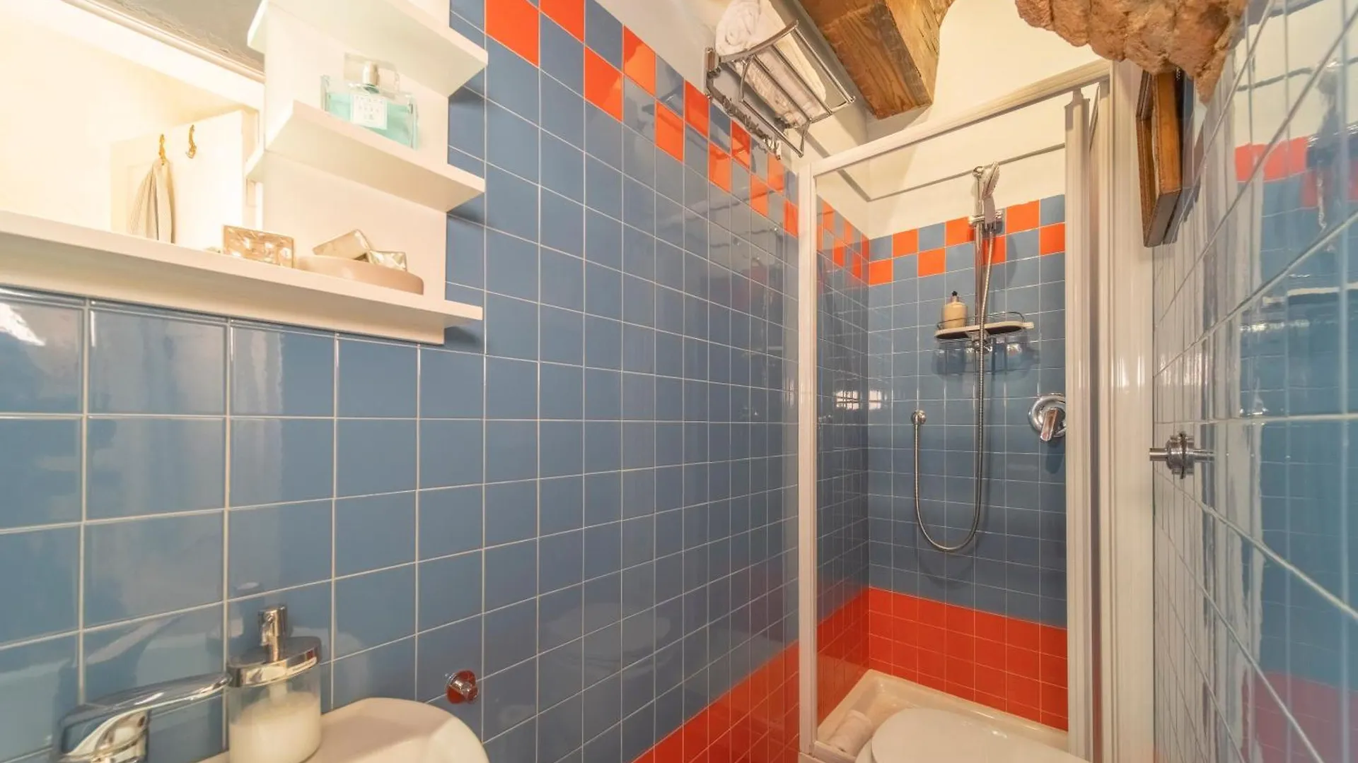 Tintori Art Loft Apartment Florence